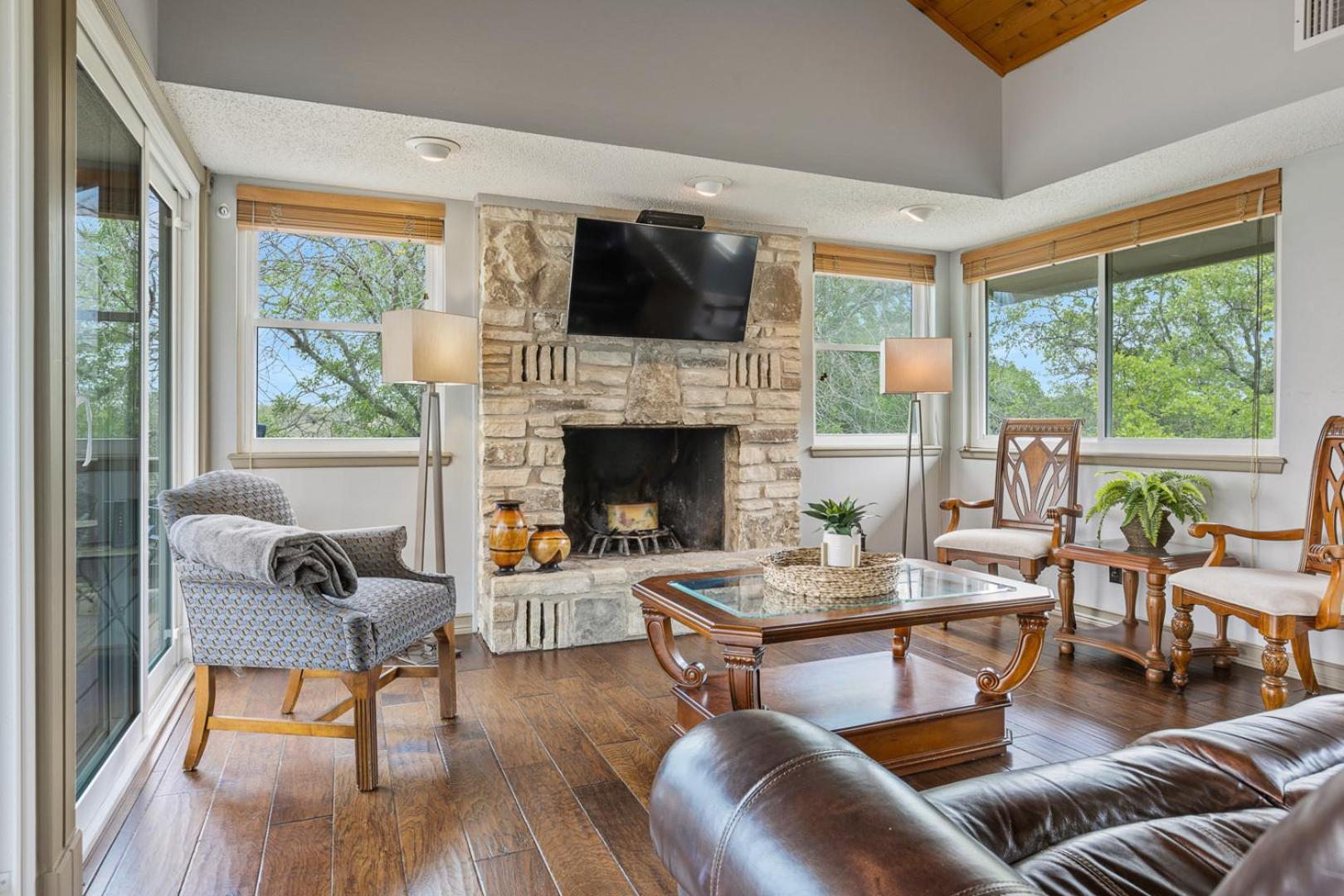 Wine Country Retreat - With A Lake View! Spicewood Экстерьер фото