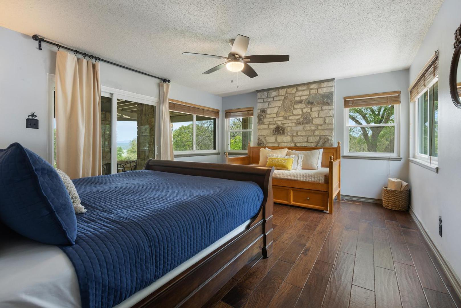 Wine Country Retreat - With A Lake View! Spicewood Экстерьер фото